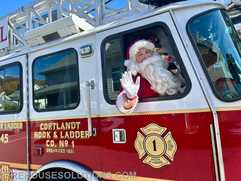 11-1-2024 WHUD Santa Visit