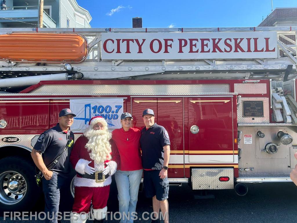 11-1-2024 WHUD Santa Visit